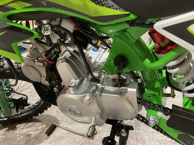Mmx - dirt bike groen 125cc - twhhpb-010 - motorfiets - afbeelding 6 van  18