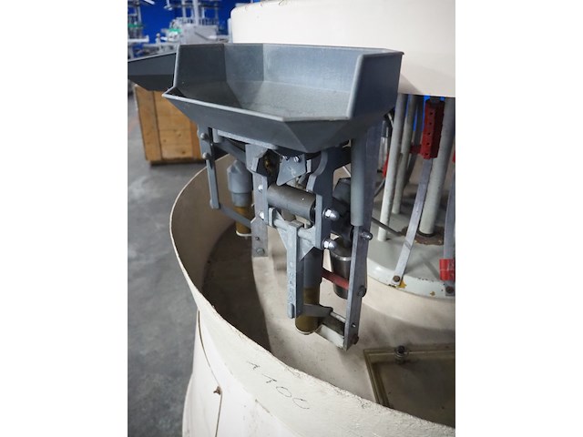 Moba - afbeelding 3 van  8