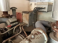 Mobiel 250 kva v12 dieselaggregaat - afbeelding 29 van  29