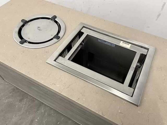 Mobiel buffetmeubel met borden- en dienbladen lowerator - afbeelding 1 van  3