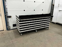 Mobiel buffetmeubel - afbeelding 1 van  7