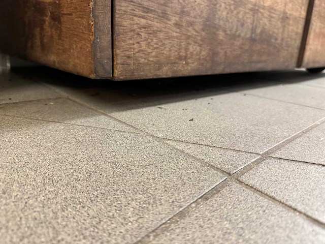 Mobiel houten servicemeubel - afbeelding 5 van  5