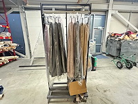 Mobiel kledingrek - afbeelding 1 van  4