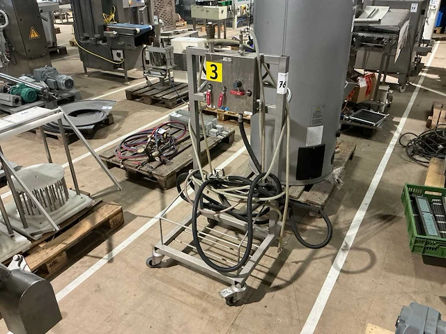 Mobiel reinigingsstation - afbeelding 1 van  9