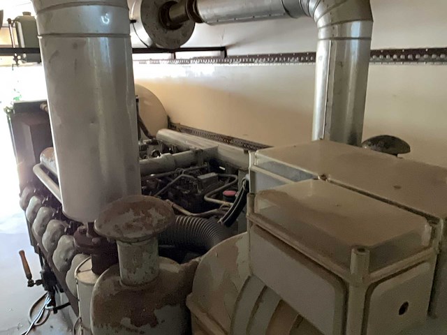 Mobiel v12 dieselaggregaat - afbeelding 3 van  21