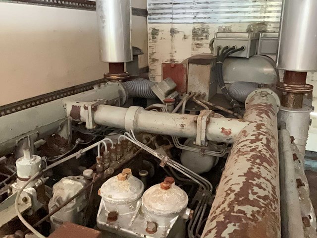 Mobiel v12 dieselaggregaat - afbeelding 19 van  21