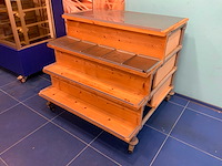 Mobiel verkoopmeubel - afbeelding 2 van  8