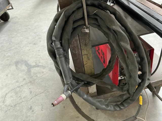 Mobiel werkstation met lasapparaat - afbeelding 13 van  14