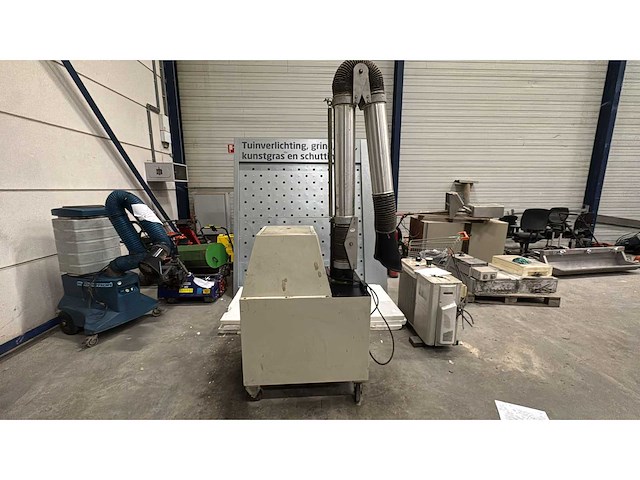 Mobiele afzuig installatie - afbeelding 1 van  7