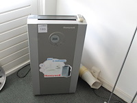 Mobiele airco honeywell amh1000e met afstandsbediening. - afbeelding 1 van  3
