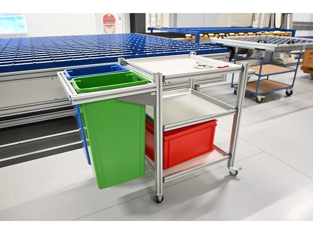 Mobiele aluminium magazijn / hygiënewagen - afbeelding 2 van  5