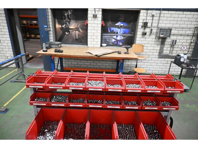 Mobiele assortiment voorraadwagen met (rvs) installatiematerialen - afbeelding 8 van  10