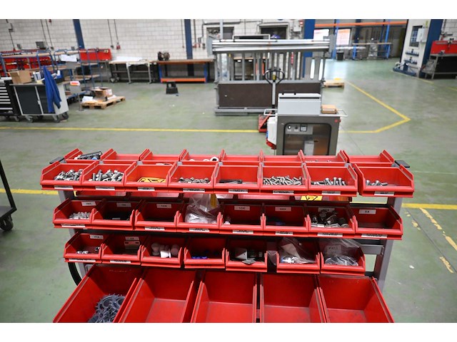 Mobiele assortiment voorraadwagen met (rvs) installatiematerialen - afbeelding 8 van  8
