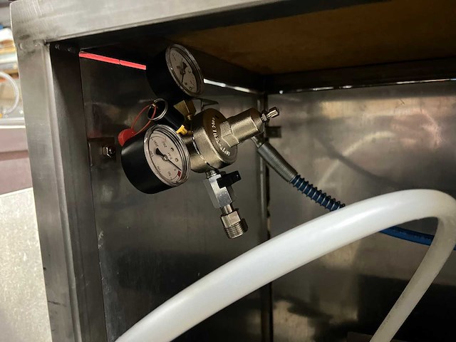 Mobiele bar - tapinstallatie - afbeelding 6 van  6