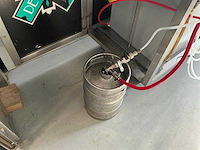 Mobiele biertap 4 kops voor speciaalbier op wielen - afbeelding 12 van  15