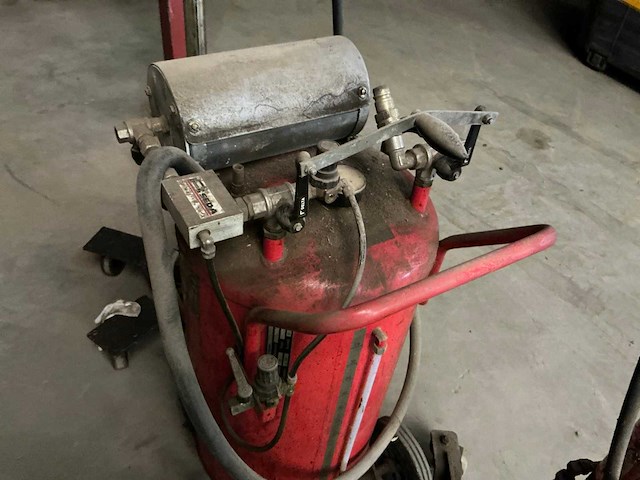 Mobiele brandstofpomp - afbeelding 4 van  4