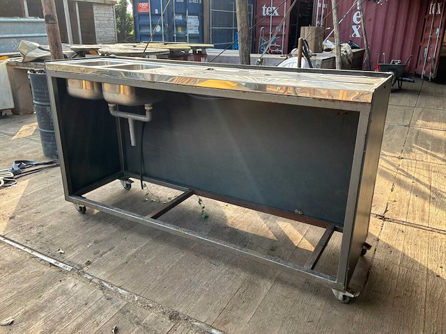 Mobiele buitenkeuken - afbeelding 1 van  4