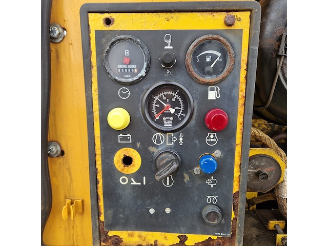 Mobiele compressor, atlas-copco - afbeelding 4 van  29