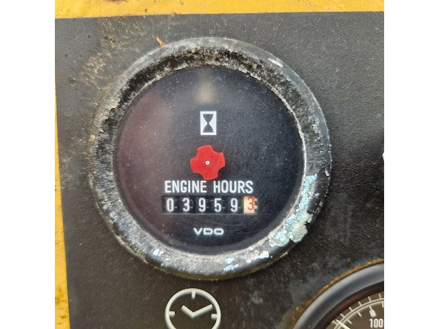 Mobiele compressor, atlas-copco - afbeelding 5 van  29