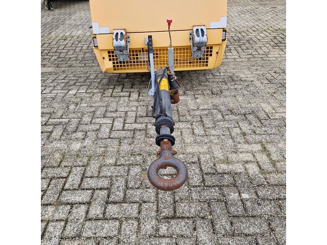Mobiele compressor, atlas-copco - afbeelding 11 van  29