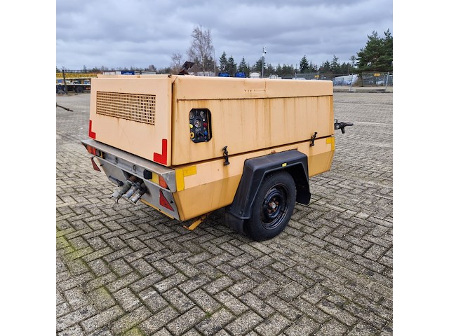 Mobiele compressor, atlas-copco - afbeelding 23 van  29