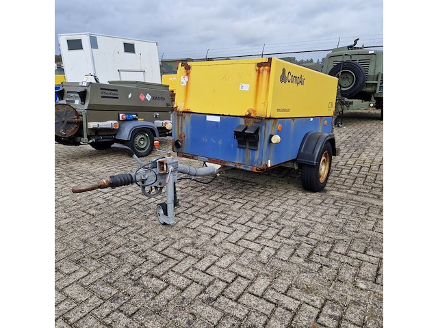 Mobiele compressor, compair / gardner denver, c76 / dlt0704, 2012 - afbeelding 1 van  40