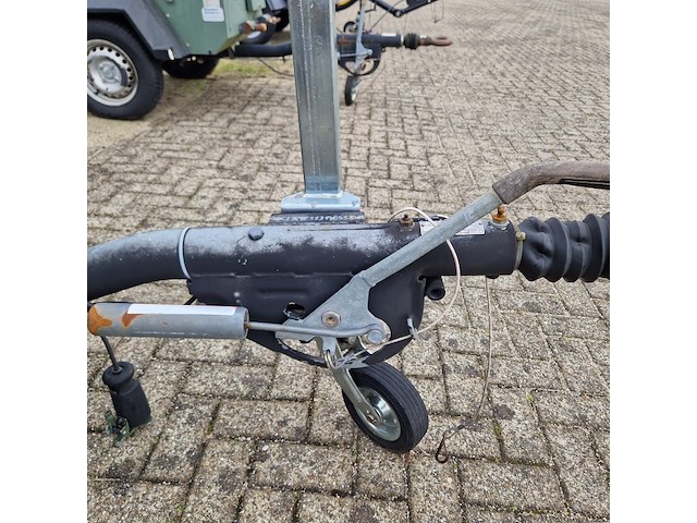 Mobiele compressor, ingersoll-rand, typer1075f726, 2003 - afbeelding 14 van  32