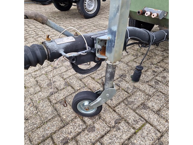 Mobiele compressor, ingersoll-rand, typer1075f726, 2003 - afbeelding 16 van  32