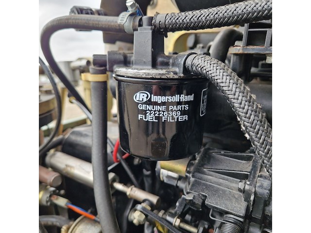 Mobiele compressor, ingersoll-rand, typer1075f726, 2003 - afbeelding 21 van  32