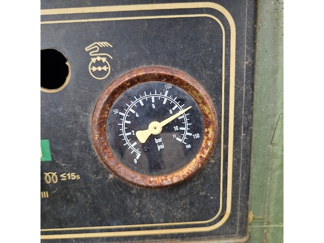 Mobiele compressor, ingersoll-rand, typer1075f726, 2003 - afbeelding 22 van  32