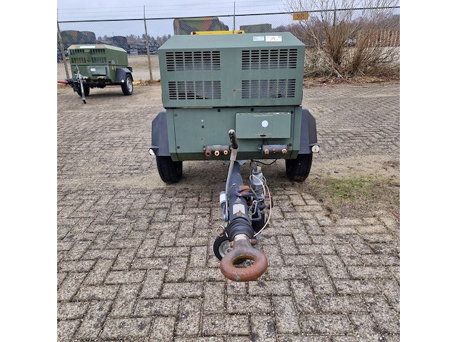 Mobiele compressor, ingersoll-rand, w902, 2005 - afbeelding 9 van  25