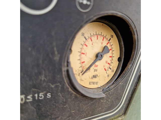 Mobiele compressor, ingersoll-rand, w902, 2005 - afbeelding 16 van  25