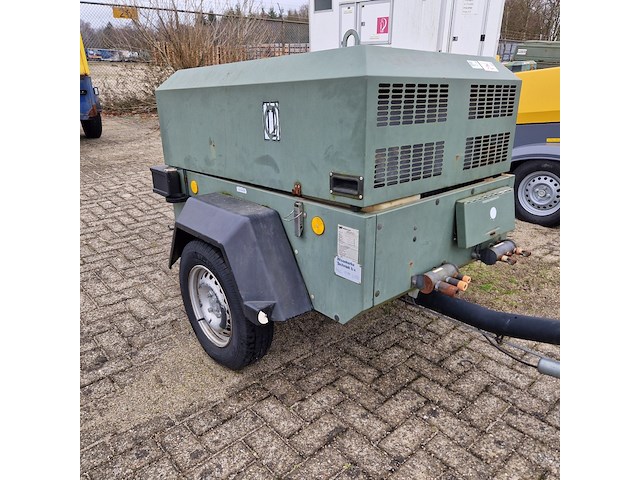 Mobiele compressor, ingersoll-rand, w902, 2005 - afbeelding 12 van  25