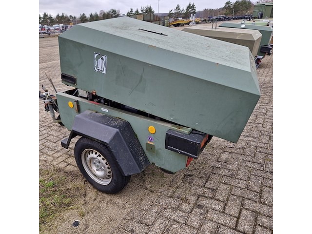 Mobiele compressor, ingersoll-rand, w902, 2005 - afbeelding 22 van  25