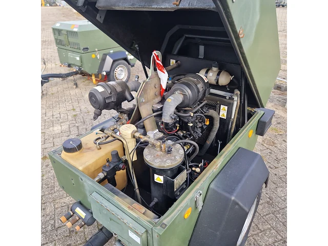 Mobiele dieselcompressor, ingersoll-rand, r1075f726 code 756, 2003 - afbeelding 10 van  20