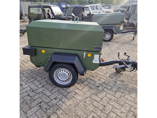 Mobiele dieselcompressor, ingersoll-rand, w902 code 49, 2005 - afbeelding 24 van  25