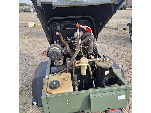 Mobiele dieselcompressor, ingersoll-rand, w902 code 49, 2005 - afbeelding 8 van  22