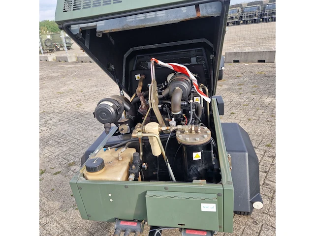 Mobiele dieselcompressor, ingersoll-rand, w902 code 49, 2005 - afbeelding 9 van  22