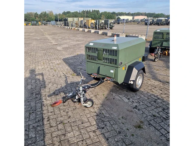 Mobiele dieselcompressor, ingersoll-rand, w902 code 49, 2005 - afbeelding 1 van  22