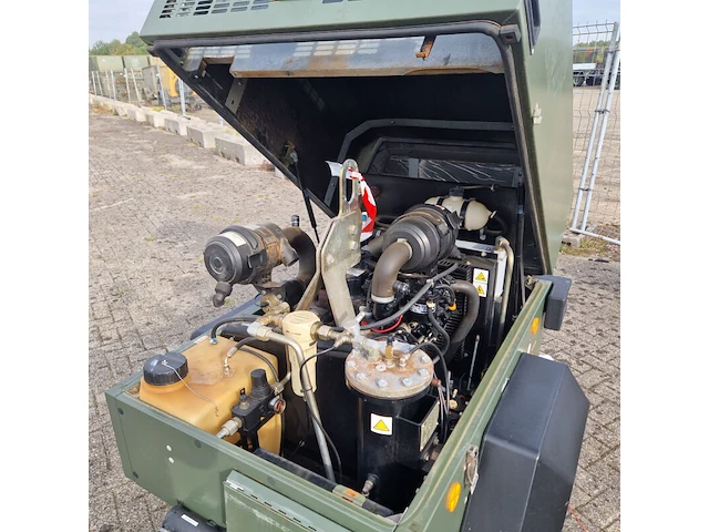 Mobiele dieselcompressor, ingersoll-rand, w902 code 49, 2005 - afbeelding 11 van  23