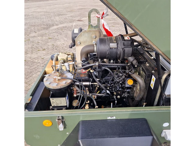 Mobiele dieselcompressor, ingersoll-rand, w902 code 49, 2005 - afbeelding 13 van  23
