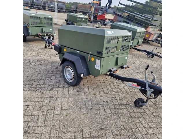 Mobiele dieselcomprressor, ingersoll-rand, w902 code 49, 2005 - afbeelding 2 van  20