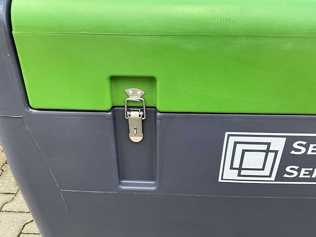 Mobiele dieseltank met elektrische 12 volt pomp, 400 liter - afbeelding 6 van  18