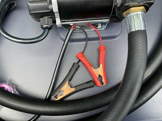 Mobiele dieseltank met elektrische 12 volt pomp, 400 liter - afbeelding 1 van  7