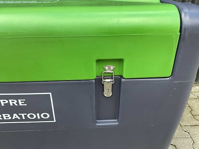 Mobiele dieseltank met elektrische 12 volt pomp, 400 liter - afbeelding 9 van  12