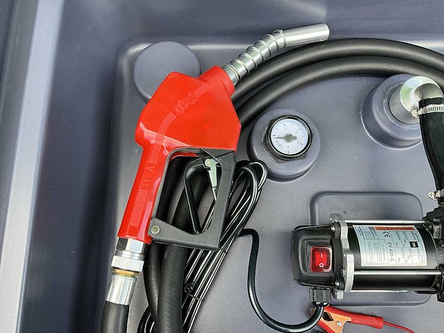 Mobiele dieseltank met elektrische 12 volt pomp, 400 liter - afbeelding 5 van  5