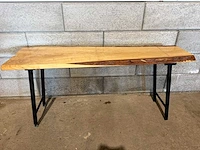 Mobiele epoxy boomstamtafel - afbeelding 5 van  11