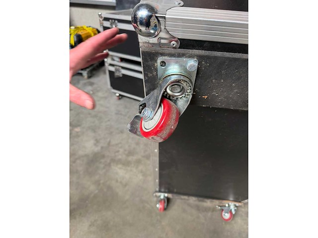 Mobiele flightcase (3x) - afbeelding 5 van  6