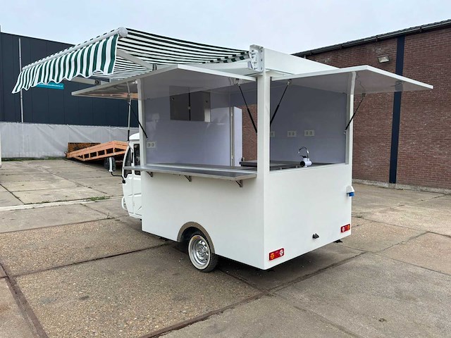 Mobiele foodtruck - e-foodtruck - 2026 - afbeelding 13 van  18