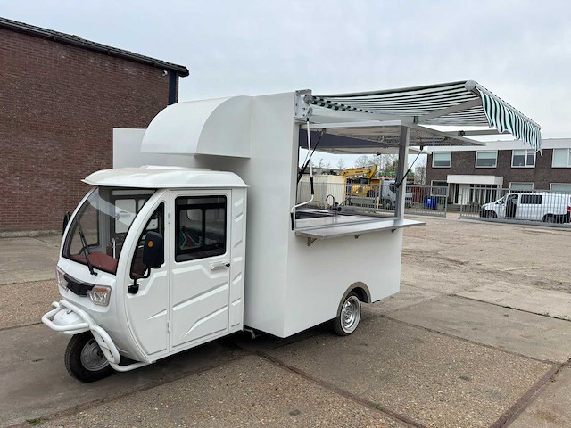 Mobiele foodtruck - e-foodtruck - 2026 - afbeelding 1 van  18